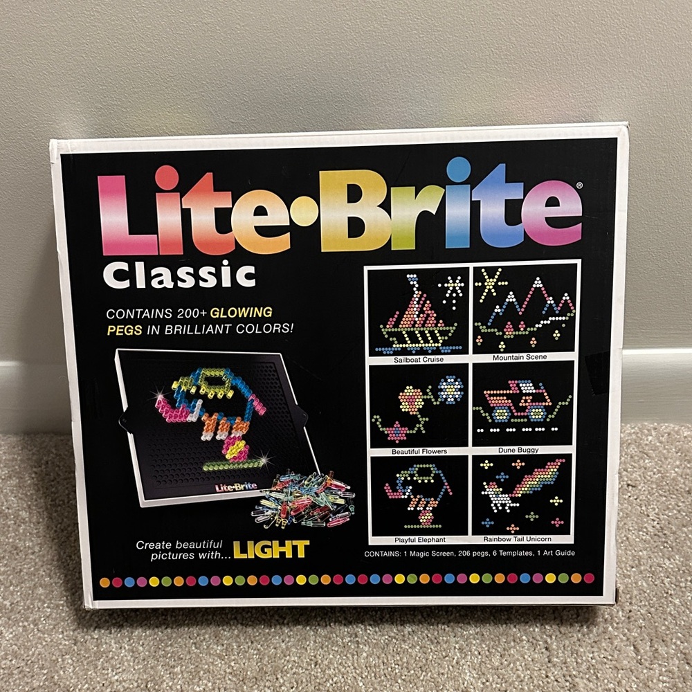 Lite-Brite Classic with Glowing Pegs
